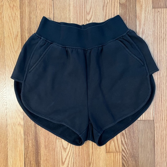 Gymshark Legacy Fitness Shorts OG Washed Black - Picture 2 of 4